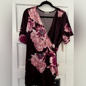 Women’s Plus Wrap Top - 3X NWT - KIYONNA